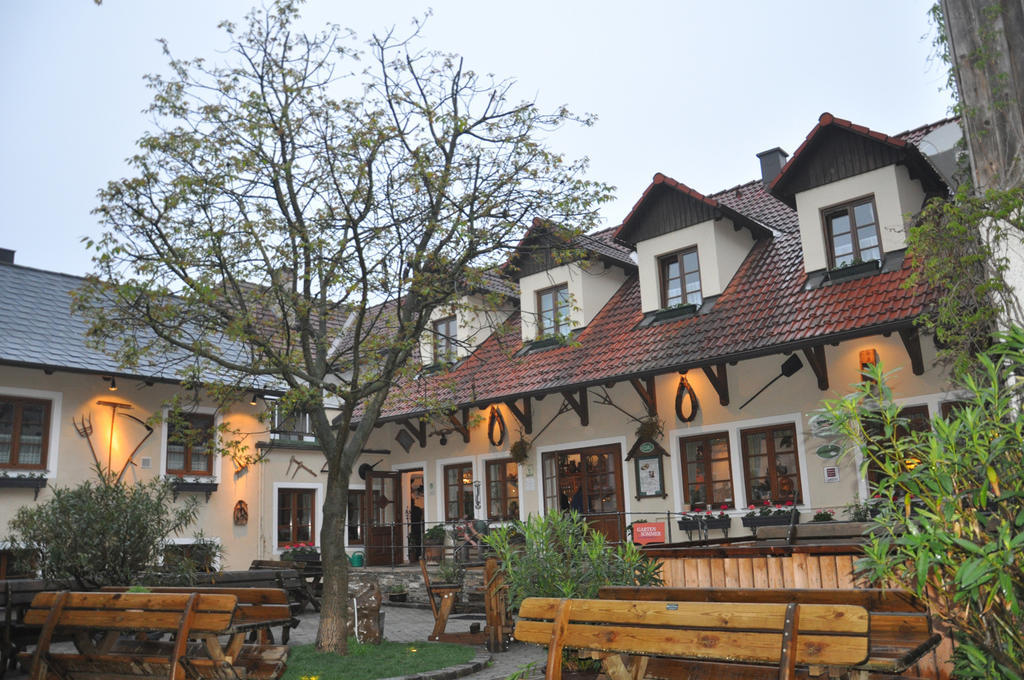 Bauer & Wirt Langthaler Villa Emmersdorf an der Donau Room photo